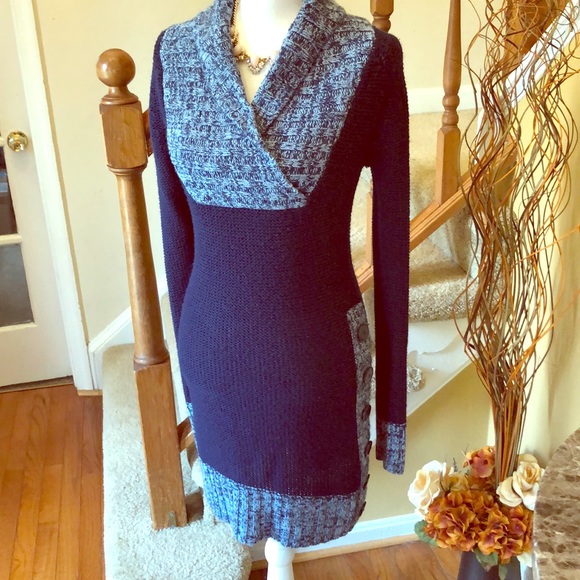 Sweater Dress - Picture 3 of 8